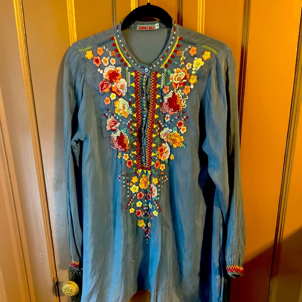 Johnny Was iconic boho chic Tunic with Multicolor Floral Embroidery